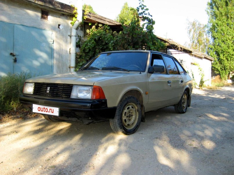 Москвич 2141 бежевый