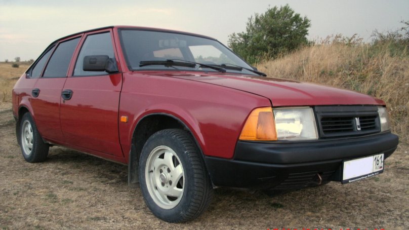 Москвич 2141 вишневый