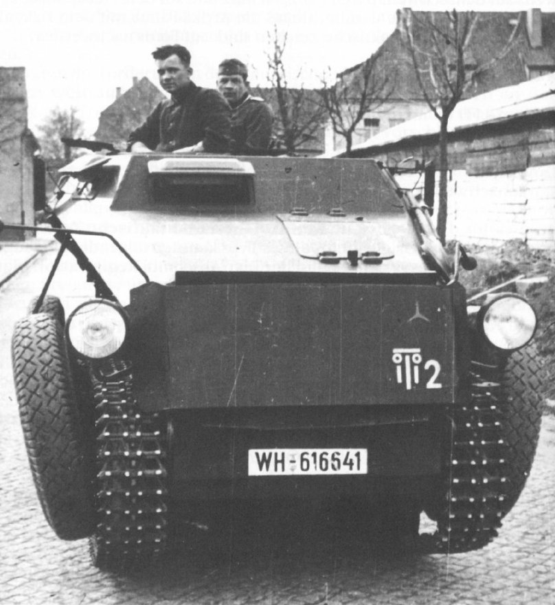 Заурер» RR-7 (SD.KFZ.254)