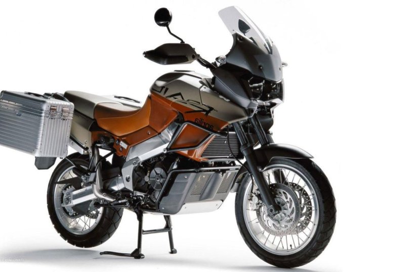 Мотоцикл Aprilia etv1000 Caponord