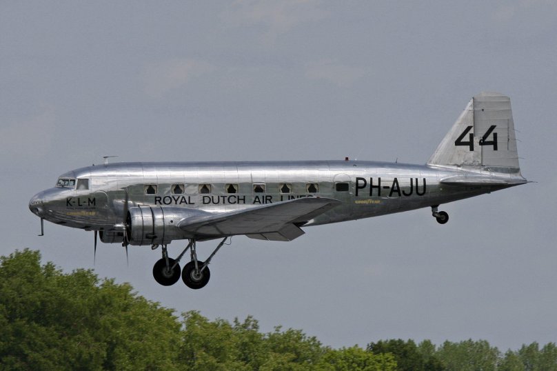 Самолёт Дуглас DC-2