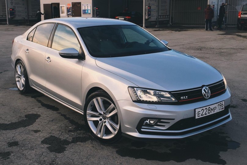 Jetta 6 r17