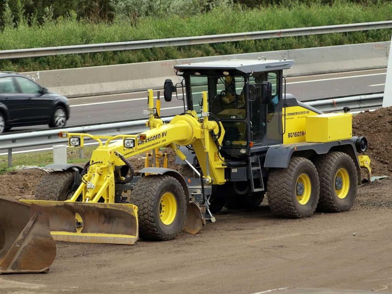 Автогрейдер Bomag bg 160