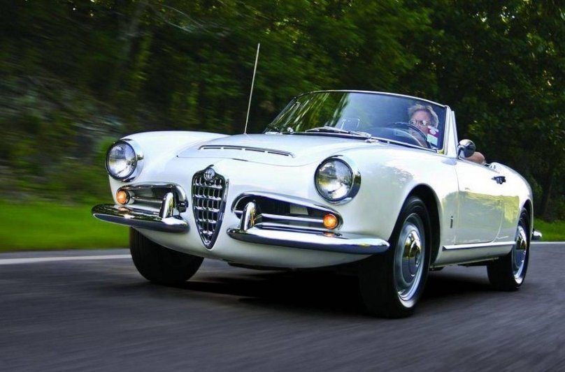 Альфа Ромео Спайдер