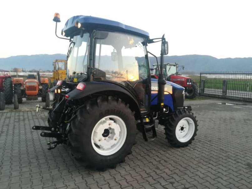 Трактор Lovol tb604