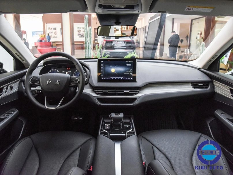 Hongqi e-qm5 салон