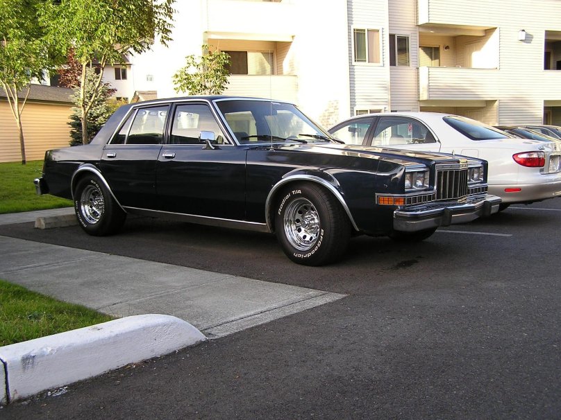 Додж дипломат 1981