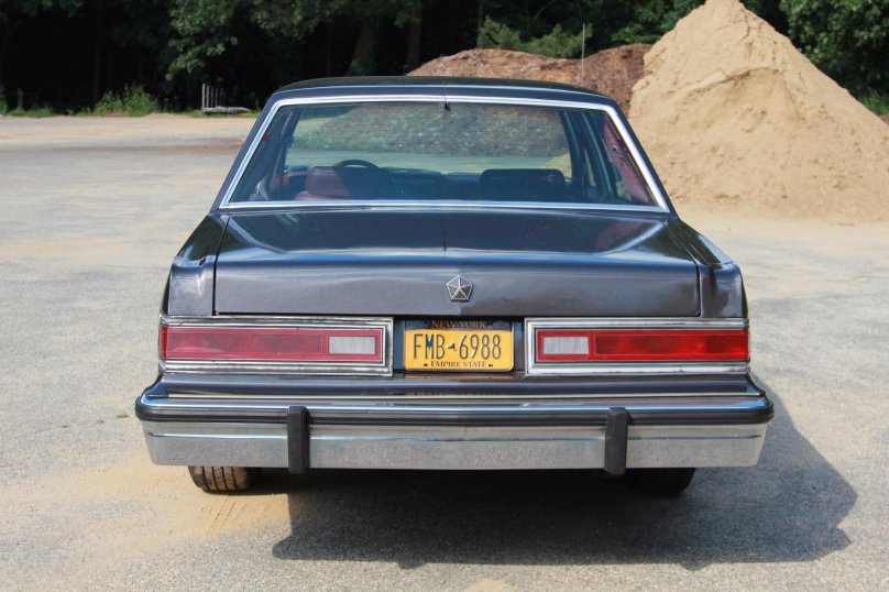 Додж дипломат 1989