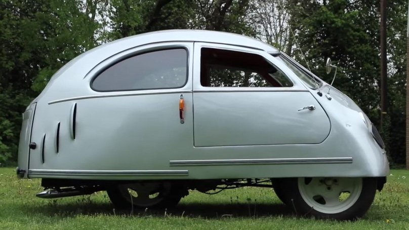 Автомобиль Hoffmann 1951 года