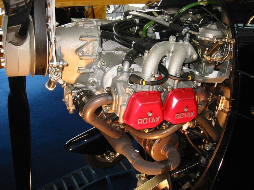 Мотор Ротакс-914