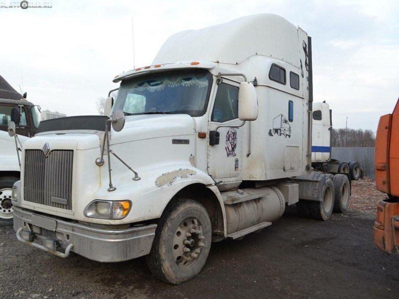 Седельный тягач International 9200i