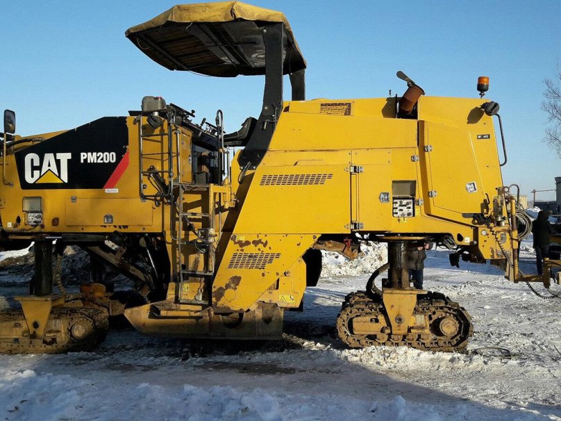 Caterpillar pm200