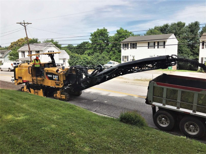 Дорожная фреза Caterpillar PM 822