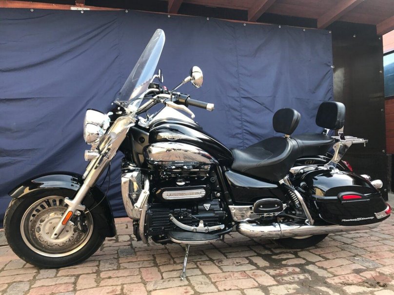 Мотоцикл Triumph Rocket 3