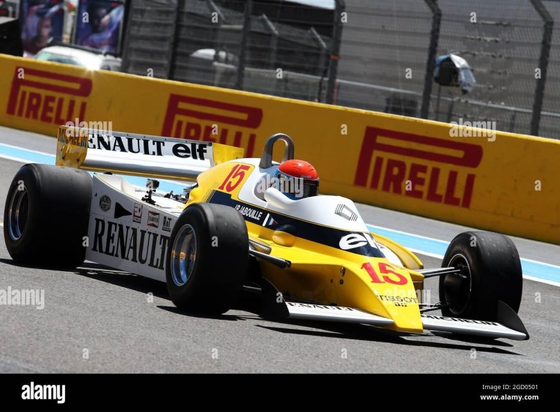 Жан Пьер Рено