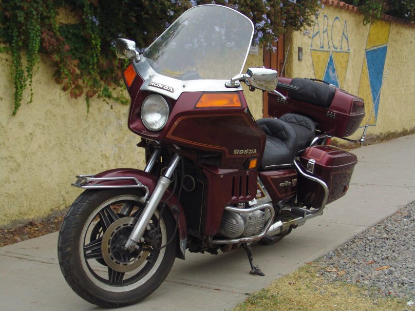 Honda gl1100