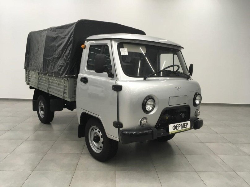 УАЗ головастик бортовой 3303