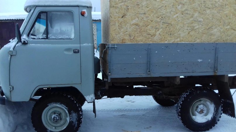 UAZ 3303 бортовой