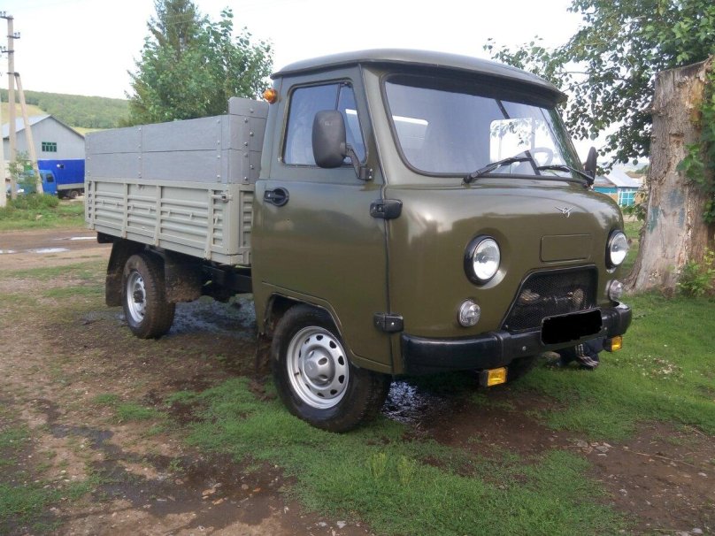 UAZ 3303 бортовой