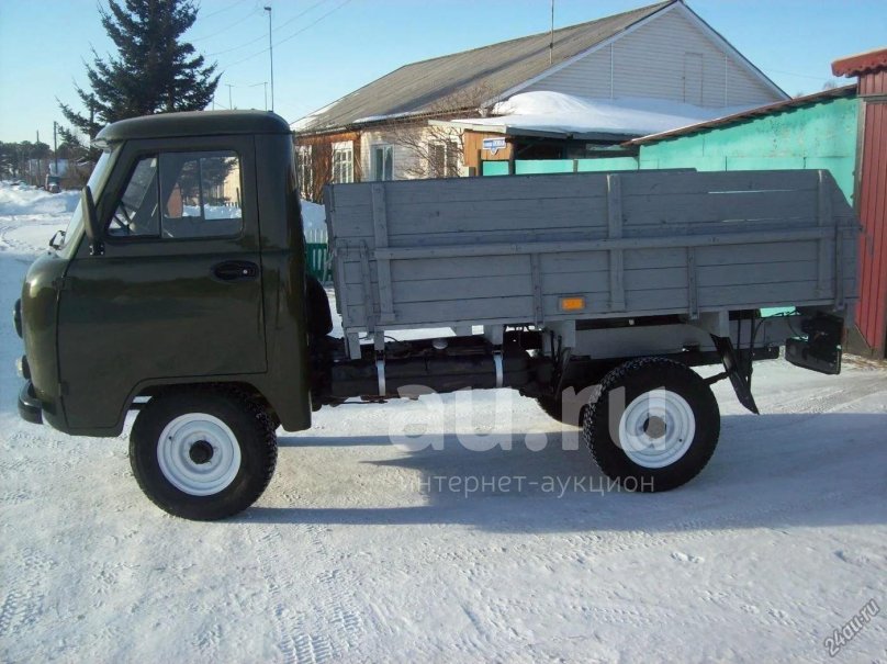 УАЗ грузовой бортовой 330365