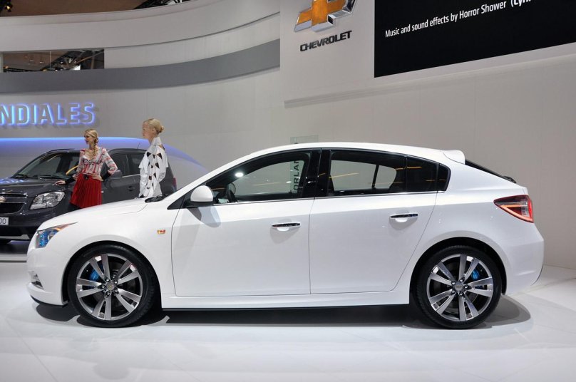 Chevrolet Cruze хэтчбек 2015