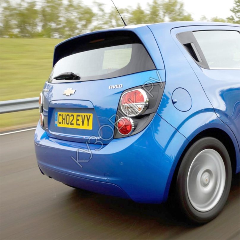 Chevrolet Aveo t300 Hatchback