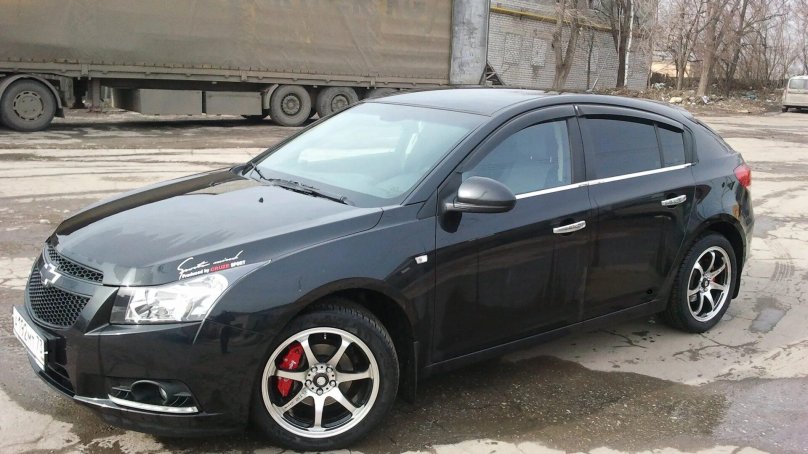 Chevrolet Cruze 2012 хэтчбек