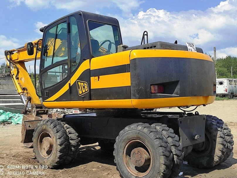 Колесный экскаватор JCB js 145w