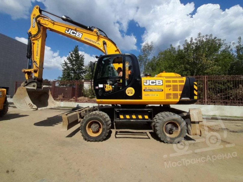 JCB 200w