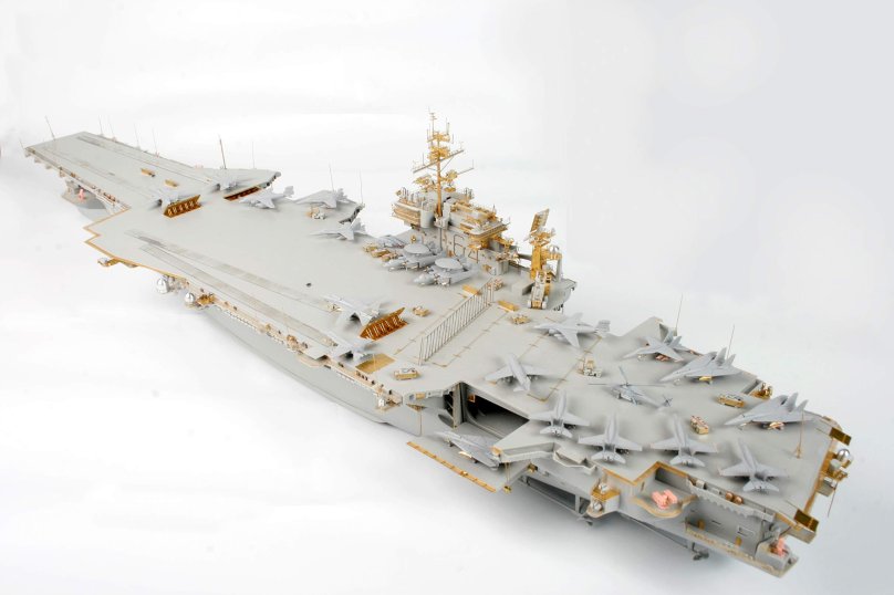 Trumpeter 1/350 авианосец USS Constellation CV-64