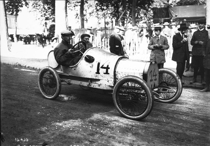 Odette Siko French autoracing Driver le-mans 1930