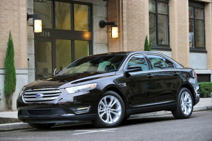 Ford Taurus 2013