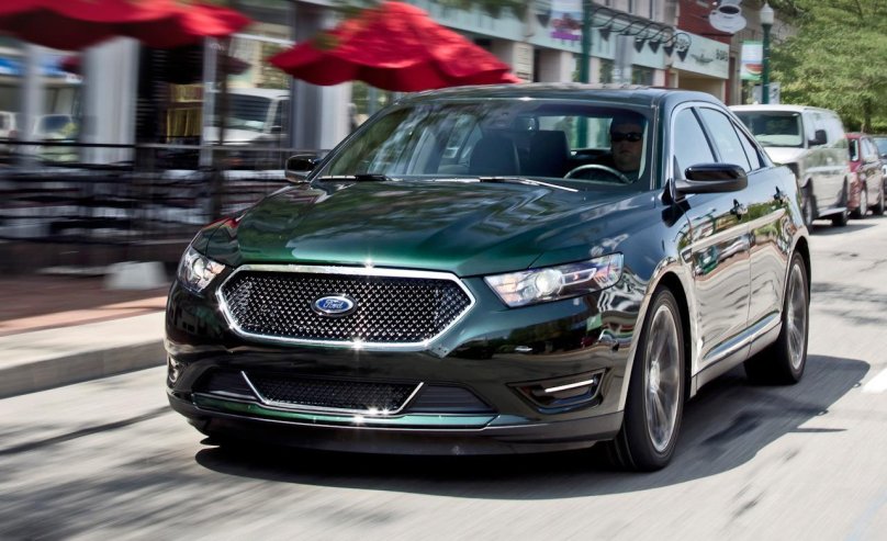 Ford Taurus 2021