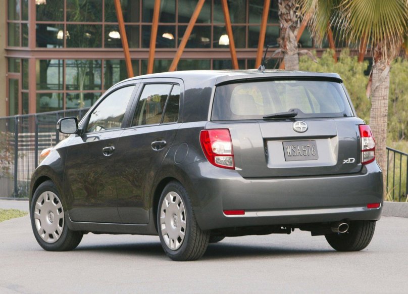(Toyota) Scion XD 2008
