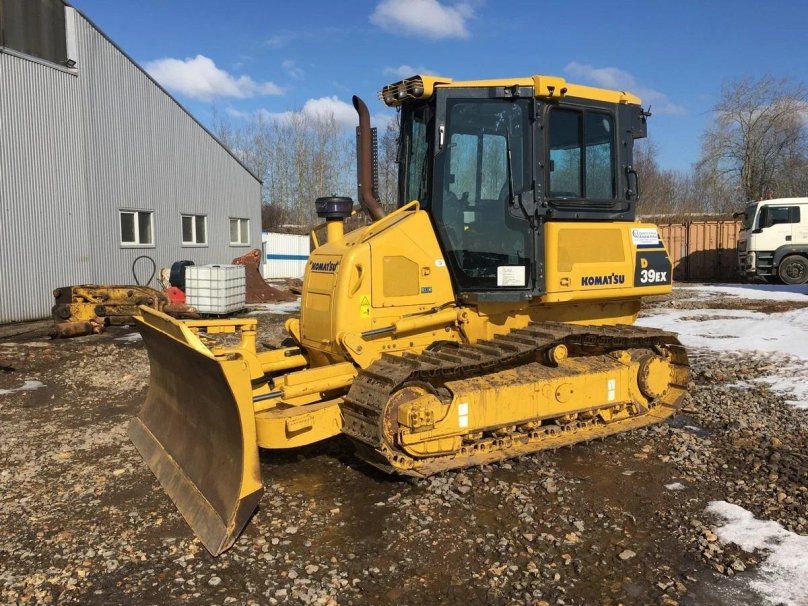 Бульдозер Komatsu d39ex/px-22