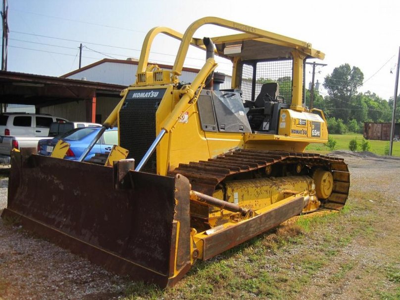 Komatsu d65
