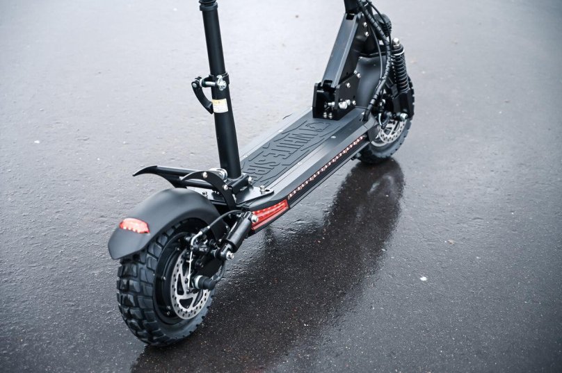 Электросамокат Луна 800