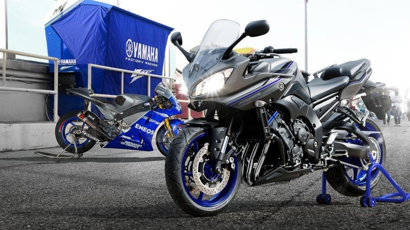 Yamaha fazer 8