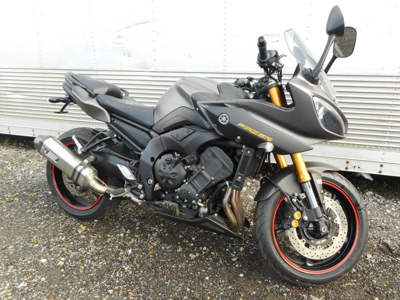 Yamaha fz8 and fazer8 мотоцикл
