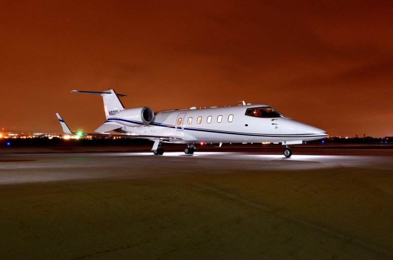 Learjet 60