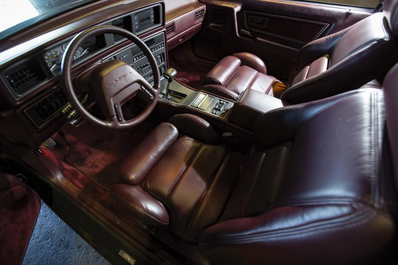 Линкольн Континенталь 1988