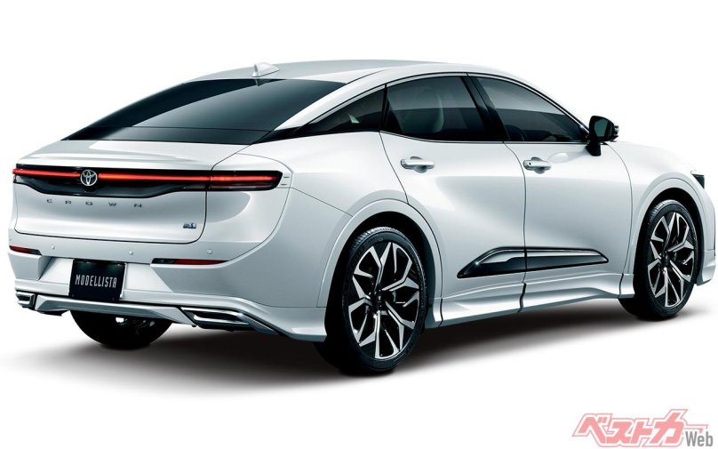 Тойота Crown 2023