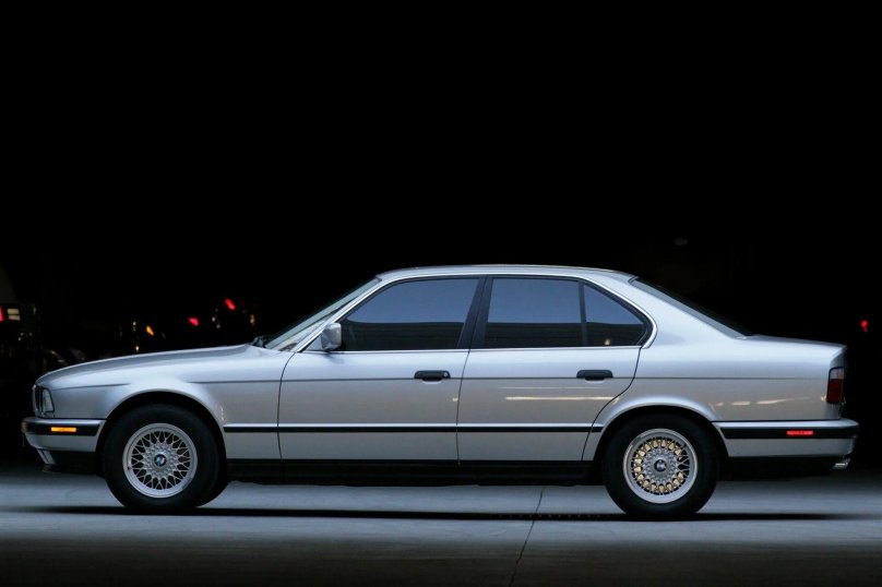 BMW 5 e34 535
