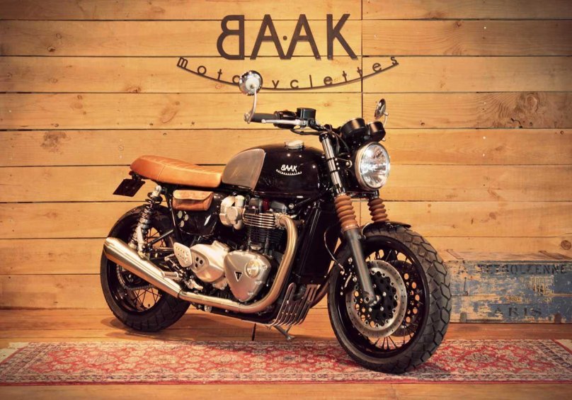 Triumph Thruxton 1200 Custom