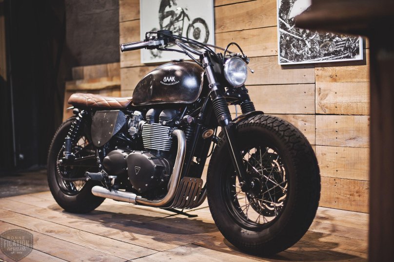 Триумф Бонневиль боббер