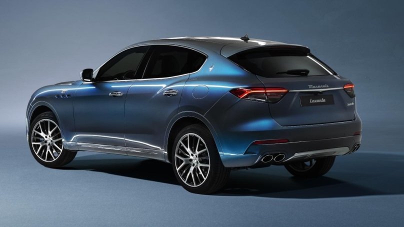 Мазератти кроссовер 2021