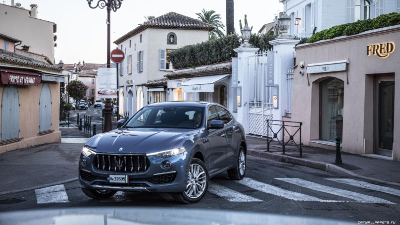 Maserati Levante gt Hybrid