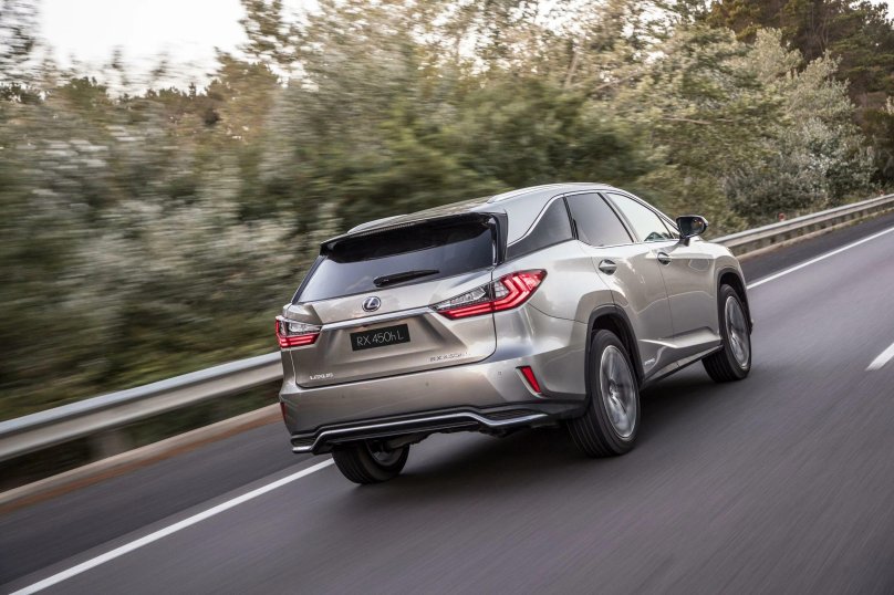 Лексус RX 2018 года