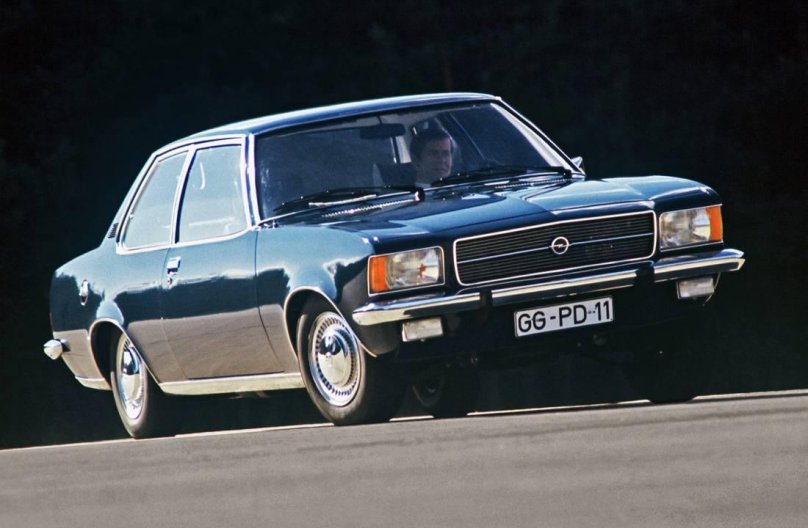 Opel Rekord, 1971