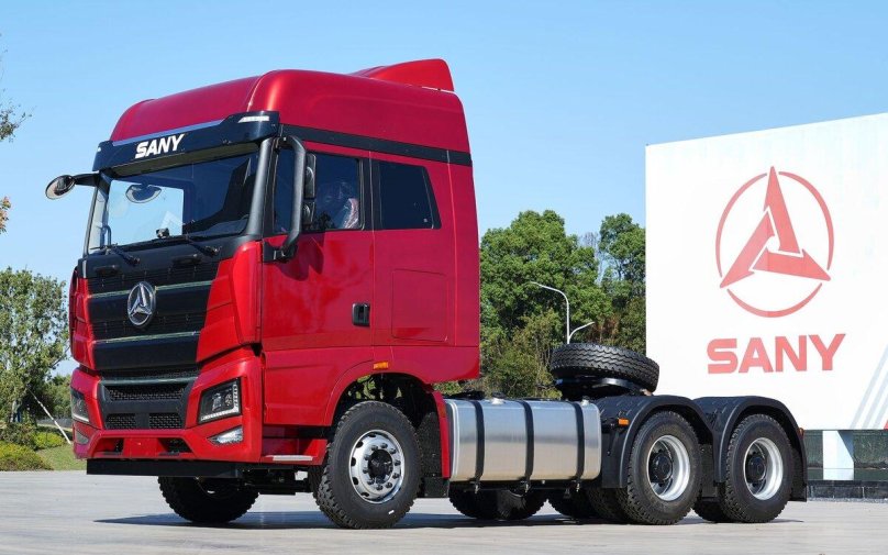 Sany тягач
